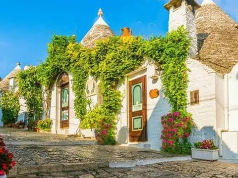 Lạc vào thế giới cổ tích ở thị trấn xinh đẹp với những ngôi nhà 'nấm lùn' càng ngắm càng mê