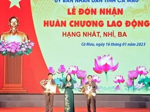 Phó Chủ tịch nước dự họp mặt kỷ niệm 93 năm thành lập Đảng tại Cà Mau