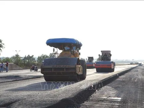 Bộ GTVT làm rõ tiến độ các dự án giao thông kết nối sân bay Long Thành