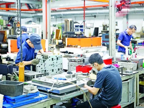 Doanh nhân tin đọc Tiền Phong