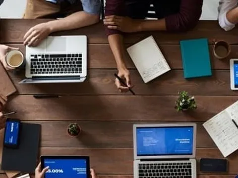 Có gì sai nếu gen Z chúng tôi muốn được trả công khi thực tập?