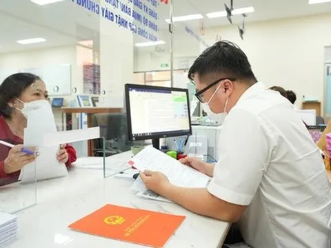 Chia đất cho các con khi Sổ đỏ đứng tên hộ gia đình thế nào?