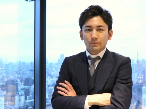 Người bỏ ra 260 tỷ đồng mua chiếc Hermès Birkin nguyên bản là ai?