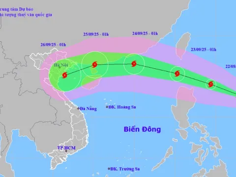 Siêu bão Ragasa khả năng còn mạnh thêm, đổ bộ vào nước ta theo kịch bản nào?