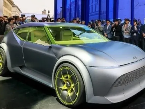 IONIQ 3 lộ hình ảnh trên đường phố, một chi tiết khác với bản concept