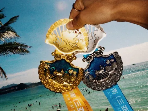 Thể thao và du lịch kết hợp tại Tam Á khi Giải Marathon 2025 khép lại bên bờ biển tuyệt đẹp