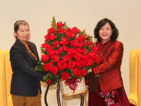 Vun đắp mối quan hệ giữa hai cơ quan Mặt trận Việt Nam và Campuchia