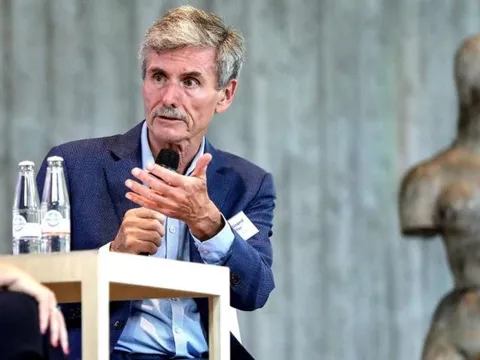 Chuyên gia Đức: 'chúng ta tụt hậu 20 năm so với Trung Quốc về công nghệ pin xe điện'