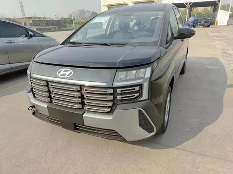 Hyundai Stargazer 2026 lộ không che cả nội, ngoại thất tại Việt Nam: Đầu mới lột xác, cụm màn hình 'khổng lồ' đã mắt hơn, dễ nâng cấp cả ADAS đấu Xpander