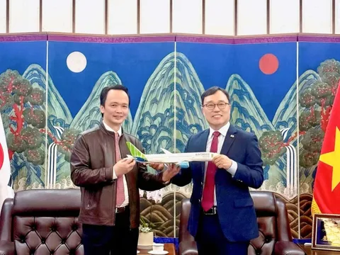 Cựu Chủ tịch FLC Trịnh Văn Quyết xuất hiện tại buổi làm việc giữa FLC và Đại sứ quán Hàn Quốc