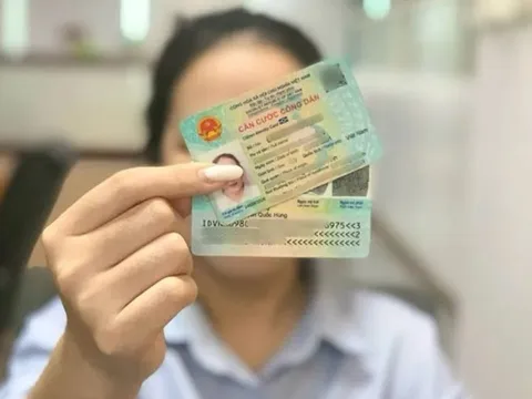 Năm 2026, ai sẽ phải đổi thẻ CCCD để tránh bị phạt tiền và khóa thẻ ngân hàng?