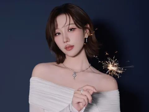 Mỹ nhân Việt nhiều lần gây sốt Trung Quốc: Cứ ra nhạc là có hit, là nghệ sĩ nữ nhiều MV trăm triệu view nhất showbiz