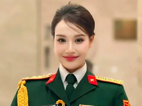 Nữ ca sĩ xinh đẹp mang quân hàm Thượng uý, là quán quân 2 cuộc thi âm nhạc lớn