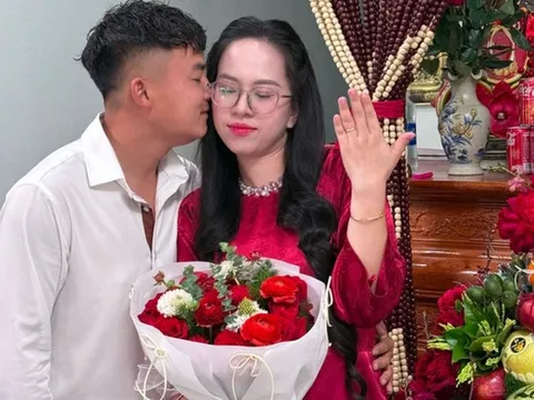 Sau 3 năm ly hôn, chồng bất ngờ “cua lại” vợ cũ bằng lễ hỏi cưới như lần đầu