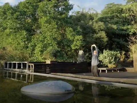 Người đàn ông chi hơn 82 tỷ đồng cải tạo mảnh đất 4.000m2 thành nơi nghỉ hưu “độc nhất vô nhị”: “Tôi đã mua nhiều mảnh đất khác trước khi chọn ở đây”