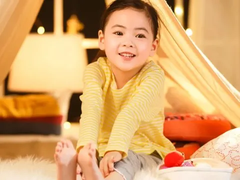 Gia đình có con gái nhất định phải ghi nhớ 8 điều này