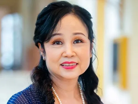 Nữ NSND quen mặt phim giờ vàng VTV, ngoài đời là Đại tá quân đội