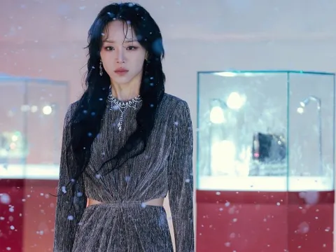 Lần đầu thấy 1 mỹ nhân nghèo mà tài phiệt 3 đời cũng chả sang bằng, đẹp vừa thôi chứ