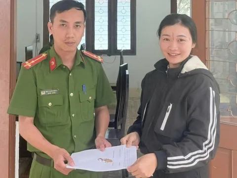 Phát hiện hàng loạt vàng gồm nhẫn cưới, bông tai, dây chuyền trên tuyến đường liên xã: Công an dùng biện pháp nghiệp vụ vào cuộc