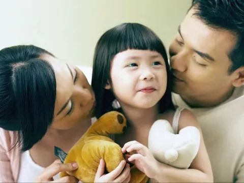 Hé lộ từ Đại học Harvard khiến nhiều cha mẹ giật mình: Thì ra bấy lâu nay mình hiểu sai!