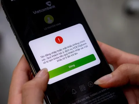 Tại sao lừa đảo biết rõ tài khoản ngân hàng của nạn nhân đang bị khoá để ‘giăng bẫy’?