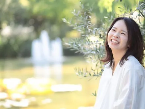 Phụ nữ trung niên: Có tiền nhưng không dám hưởng và 3 cách dùng tiền không hối tiếc