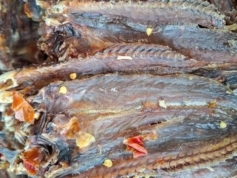 Cận Tết, khô cá "biết leo cây" có giá 600.000 đồng/kg