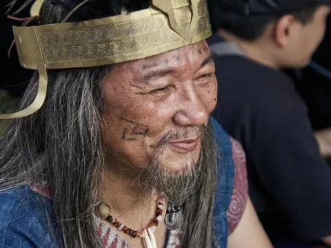 NSND Trọng Trinh khác lạ chưa từng thấy