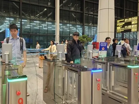 Đừng để trễ chuyến vì nhầm nhà ga Tân Sơn Nhất dịp Tết