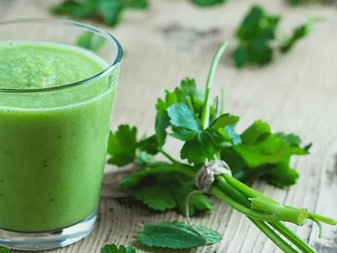 Rau mùi - loại rau gây chia rẽ nhất thế giới lại âm thầm mang 3 lợi ích sức khỏe khiến ai cũng bất ngờ