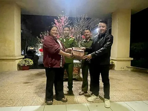 Phát hiện cả cọc tiền 80 triệu đồng, 1 nhẫn vàng, 3 lắc tay: Công an xã dùng biện pháp nghiệp vụ vào cuộc