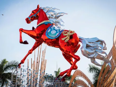 Linh vật ngựa ở Đắk Lắk nhận nhiều lời khen