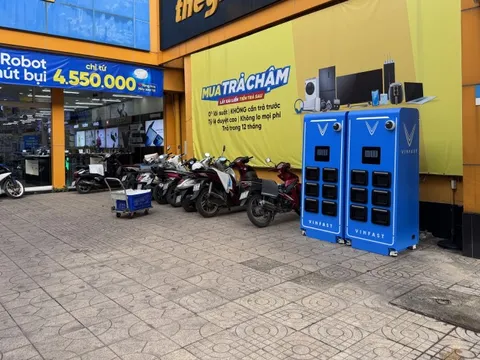 TPHCM công bố 52 điểm lắp tủ đổi pin xe máy điện