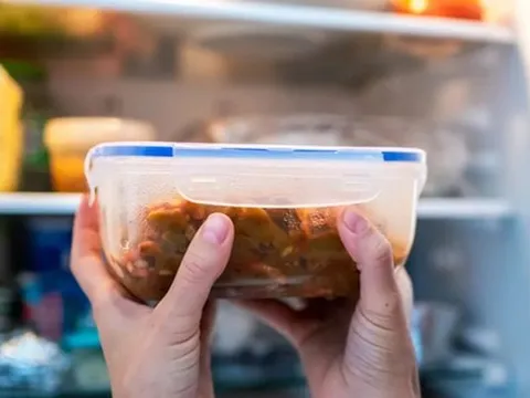 Người đàn ông nhập viện cấp cứu vì ăn 1 loại thức ăn thừa, bác sĩ cảnh báo: 126 độ C cũng không diệt nổi độc tố