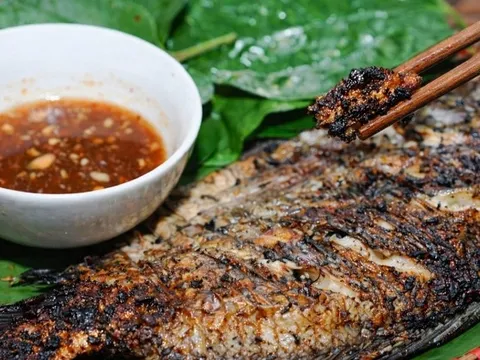 Ngày càng nhiều nam giới còn trẻ đã ung thư phổi, bác sĩ nói thẳng: Bỏ thuốc chưa đủ, phải ĂN ÍT ĐI 5 món!