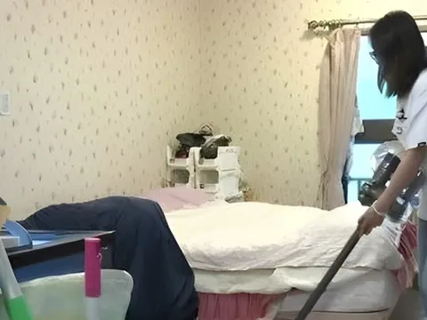 Chồng đưa 80 triệu tiền thưởng Tết, đêm giao thừa vợ ngỡ ngàng phát hiện sự thật về khoản tiền hơn 1 tỷ