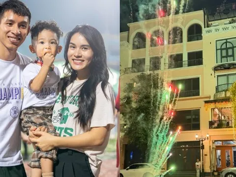 "Vuýp" nhất đêm Giao thừa: Tuyển thủ Việt Nam khoe biệt thự chục tỷ mới tậu, quà tết là con gái mới chào đời