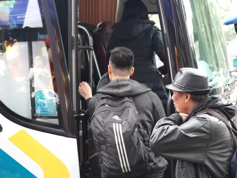 Bùng nổ du lịch nhờ dịp nghỉ lễ 9 ngày, hơn 200.000 lượt khách Việt đi du Xuân đầu năm: Hot nhất vẫn là những địa điểm này