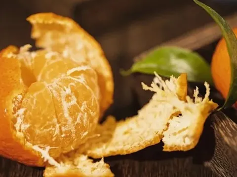 Loại trái cây “chiếm sóng” mọi buổi tụ họp Tết nhưng ăn quá tay lại gây bệnh, không biết là thiệt thòi