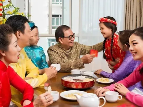 Người EQ cao không bao giờ nói 4 câu này khi đi chúc Tết