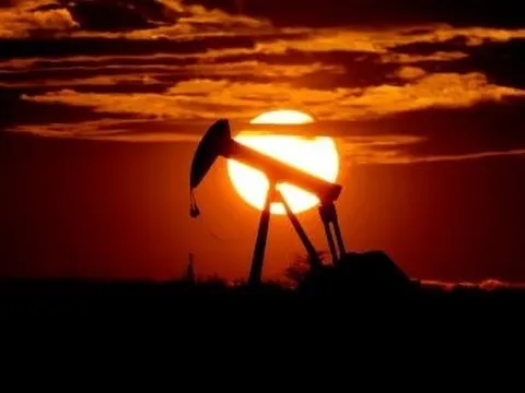 Sau Trung Quốc, Ấn Độ, Nga bắt tay hợp tác dầu thô với một quốc gia châu Á, đều đang bị Mỹ trừng phạt