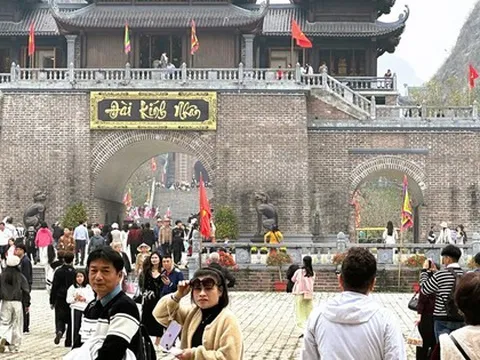 6 ngày đầu nghỉ Tết, du lịch Ninh Bình đón gần 1,4 triệu lượt khách