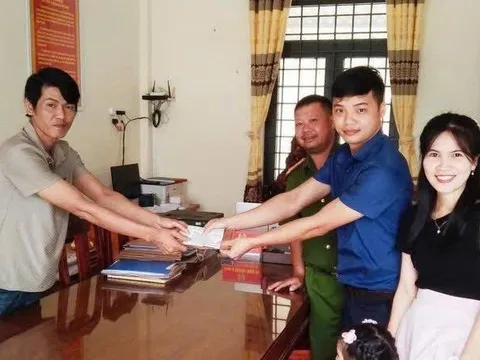 Nhặt được 12 triệu đồng, giao công an trả lại người đánh rơi