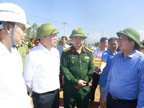 Phó Thủ tướng Hồ Quốc Dũng kiểm tra cao tốc Quy Nhơn – Pleiku thi công xuyên Tết