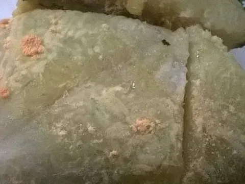 Bánh chưng có 3 dấu hiệu này đừng tiếc mà ăn: Nhiều gia đình dễ bỏ qua sau Tết