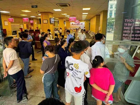 Tất cả người dân có tài khoản ngân hàng chú ý: Làm sao để biết điện thoại không bị chặn giao dịch từ 1/3?