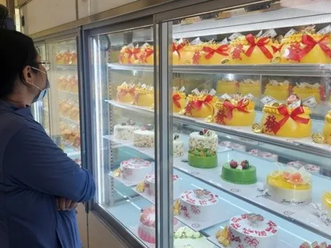 Ngoài vàng bạc, những mặt hàng nào đang “cháy hàng” dịp vía Thần Tài?