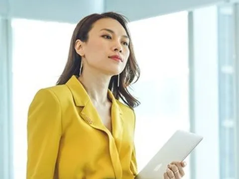 Nữ ca sĩ làm giám đốc công ty lớn nói cách lãnh đạo nhân viên