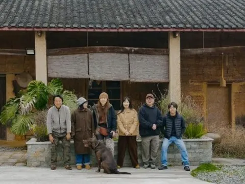 Rời đô thị, 7 thanh niên lên núi sống tự cung tự cấp: mỗi tháng chỉ tiêu 2 triệu đồng, 4 năm không mua quần áo vẫn đầy hạnh phúc