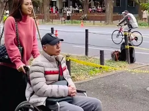 Nam NSND xin nghỉ chức Phó giám đốc: Vợ chăm như em bé, tuổi 53 ai chê béo là dỗi